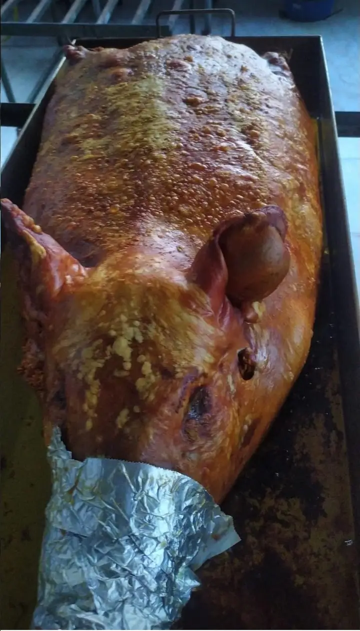 Lechona con Careta